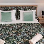 Aqua Apartmanhaz