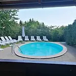 Aqua Apartmanhaz Gyenesdiás