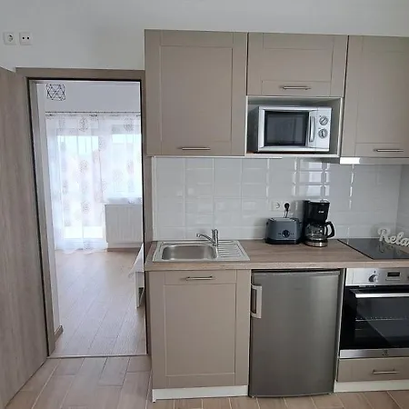 Aqua Apartmanhaz *