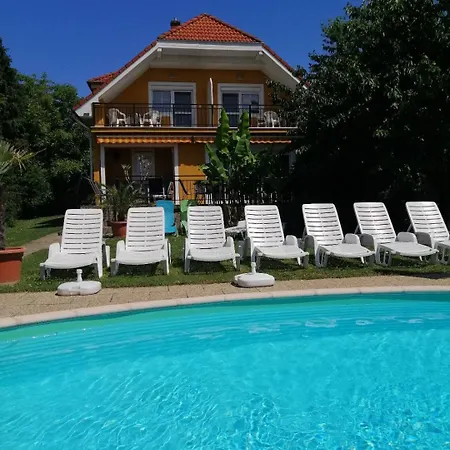 Apartment Aqua Apartmanhaz