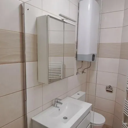 Aqua Apartmanhaz Gyenesdiás